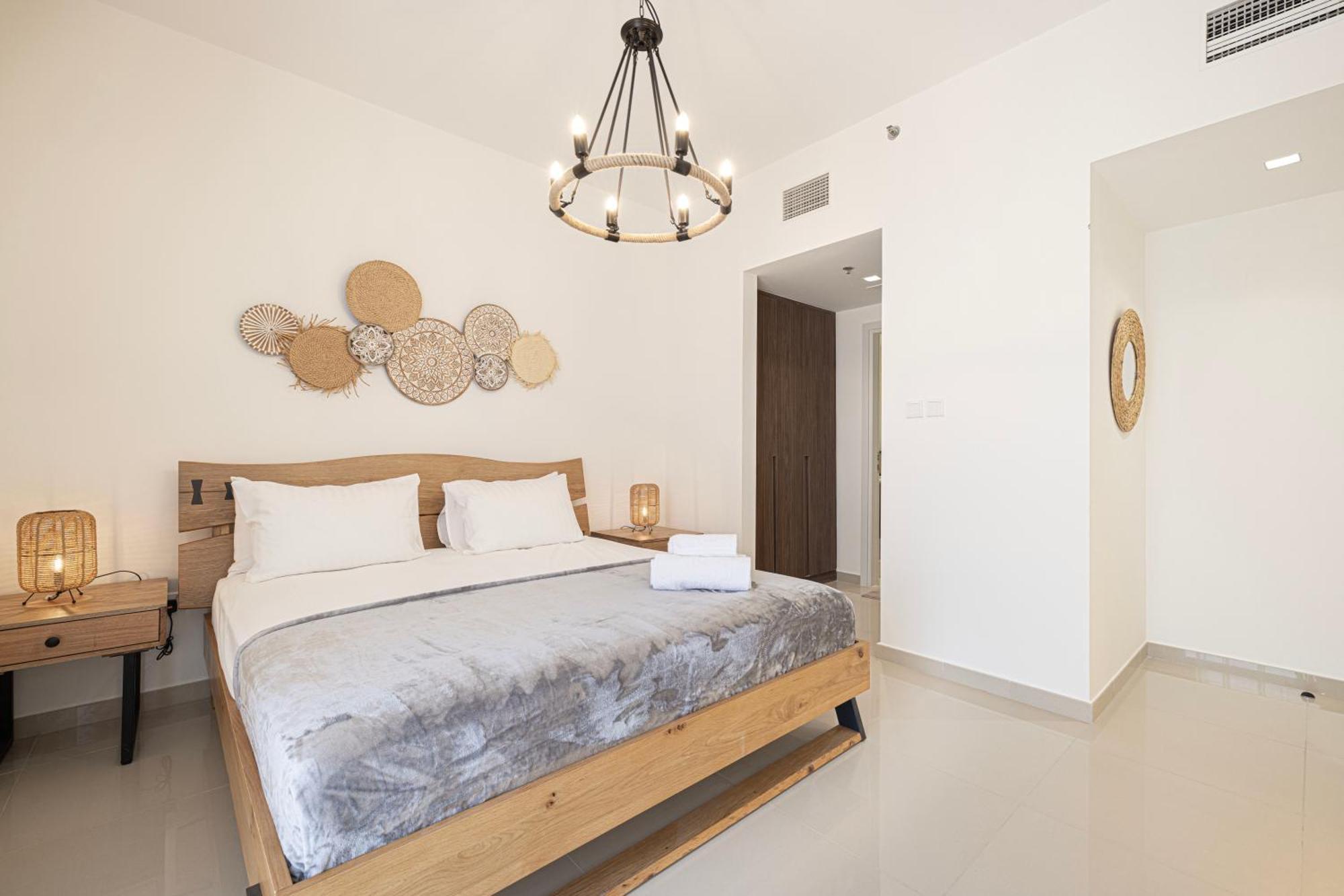2 Bedroom Boho Nest By Blue Cloud Holidays *