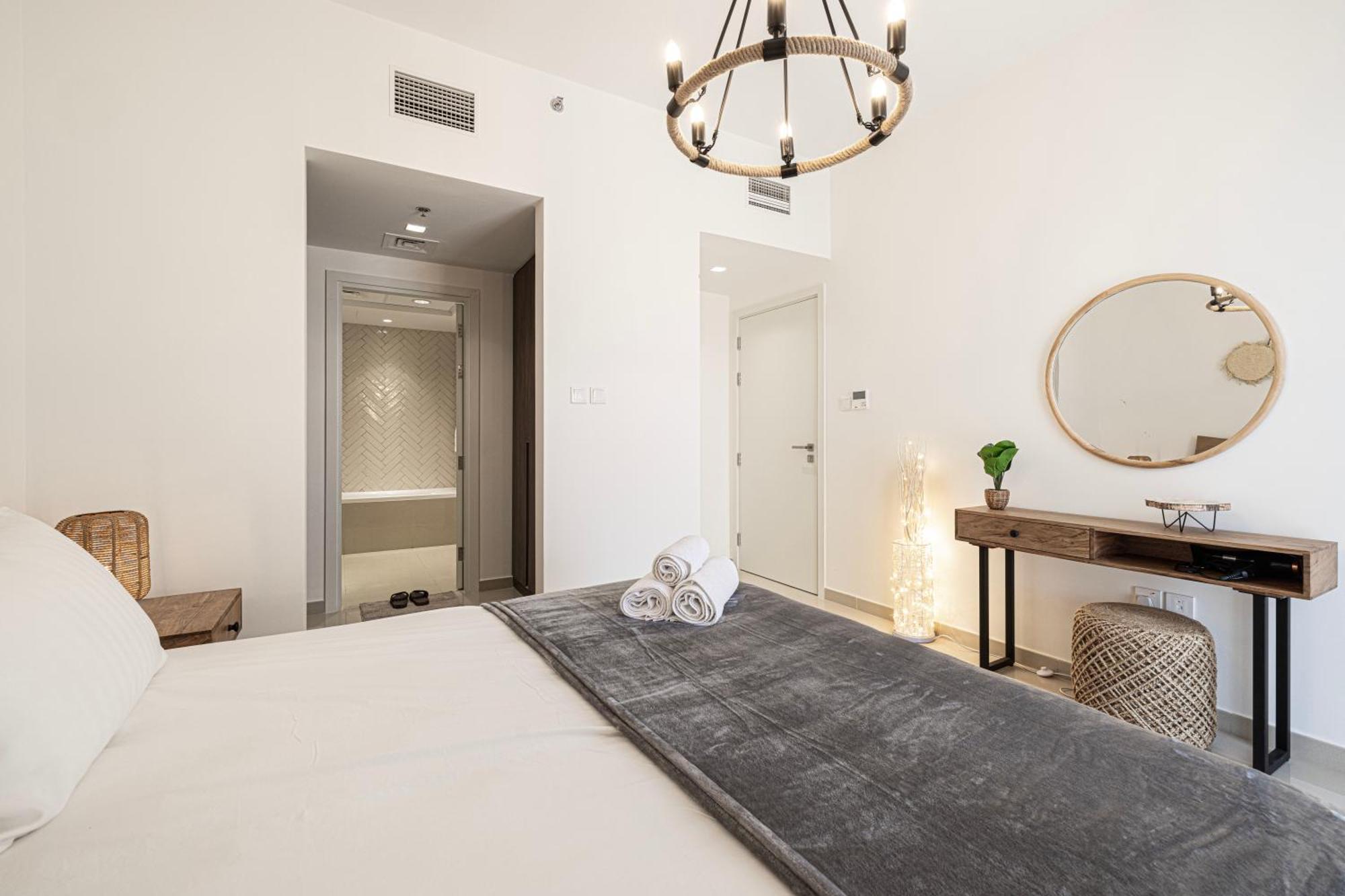 2 Bedroom Boho Nest By Blue Cloud Holidays